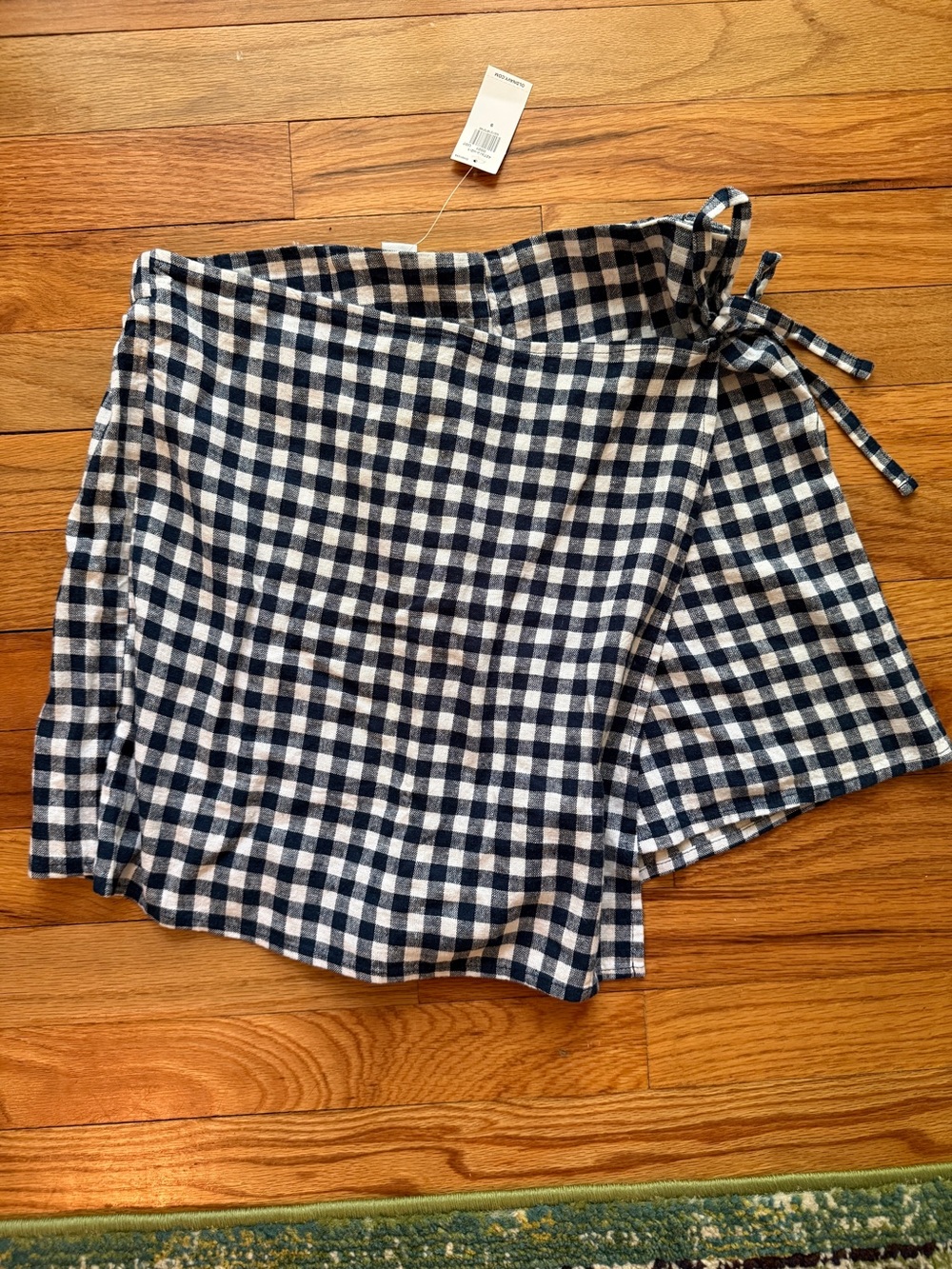 Old Navy Navy and White Gingham Wrap Skort